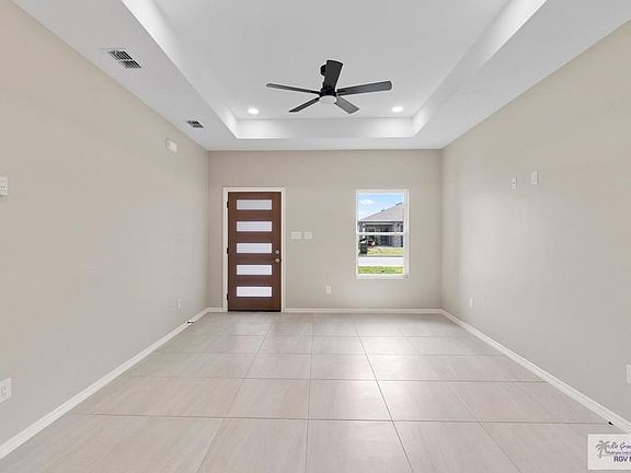 5th image of 2228 Valley Cir