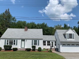 17 Woodland Dr, North Reading, MA 01864