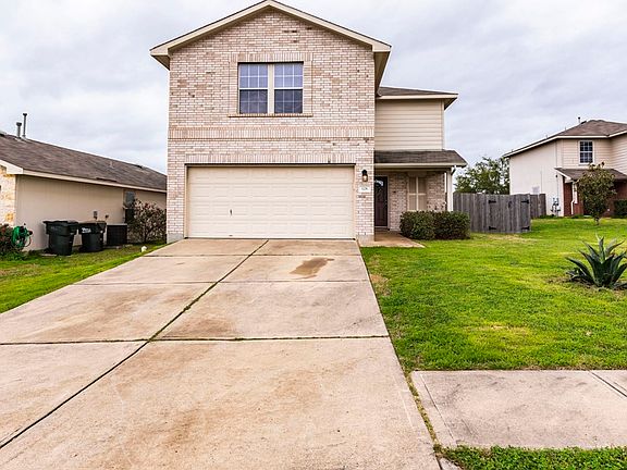 3rd image of 128 Pebble Creek Ln