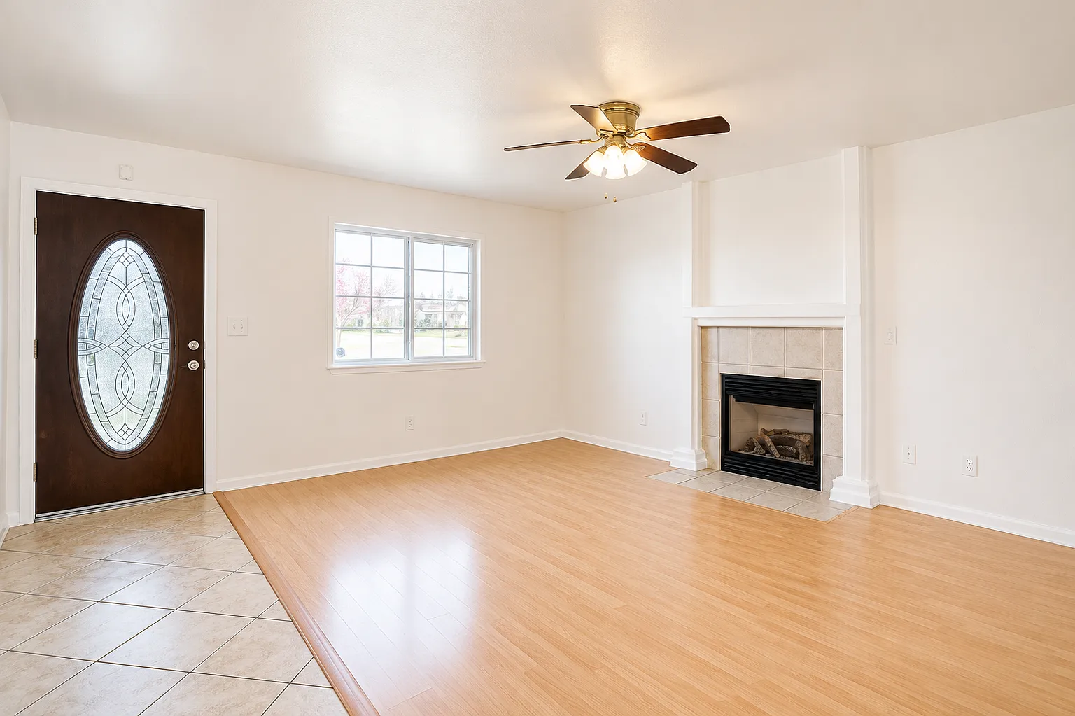 402 Wawona Court — Photo 3