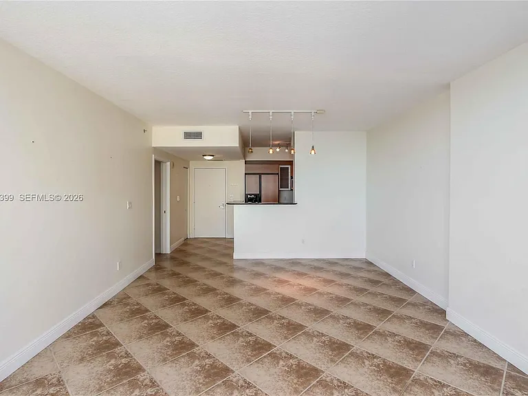 335 Biscayne Blvd #3510 — Photo 6