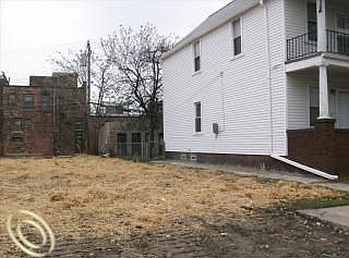 2nd image of 9407 Mitchell St