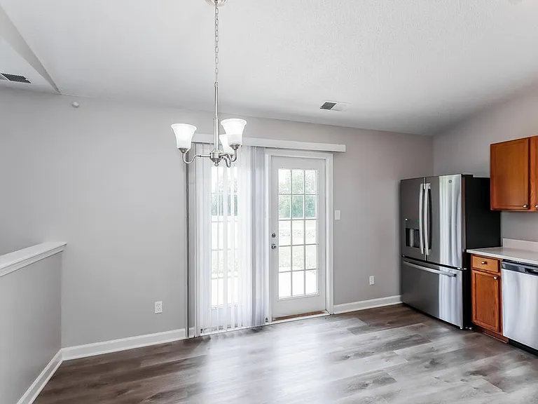 5012 Revelation Way — Photo 5