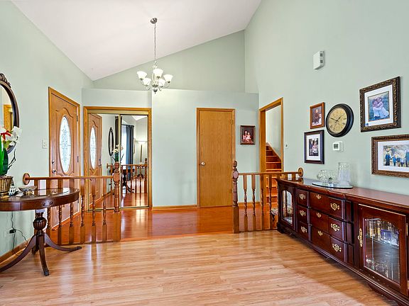 3rd image of 227 N Clyde Ave