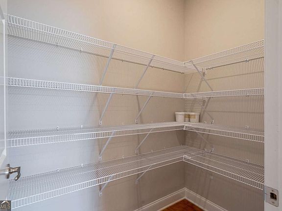 5th image of 3615 Ridgehurst Ln