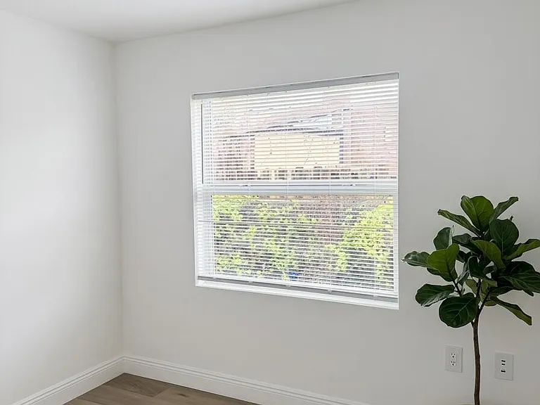 1527 NW 63rd St — Photo 9