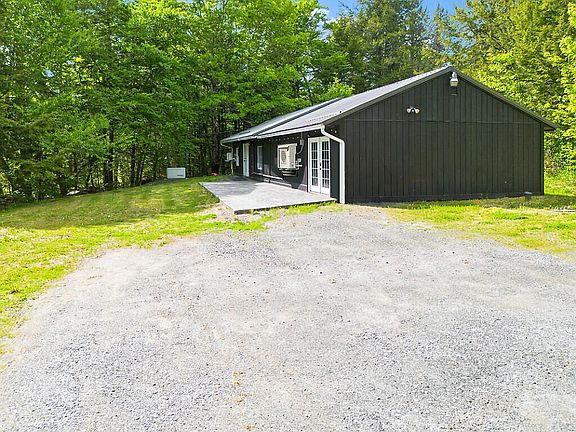 5th image of 644 Rome Road