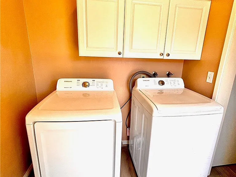 139 N Vecino Ave — Photo 10