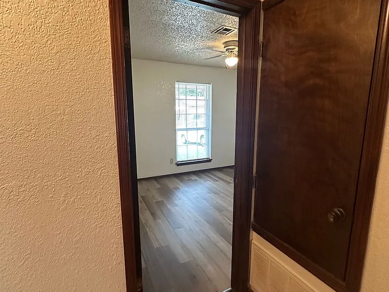 108 Kendra Dr — Photo 33