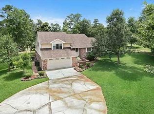 5612 Ahuli Pl, Diamondhead, MS 39525