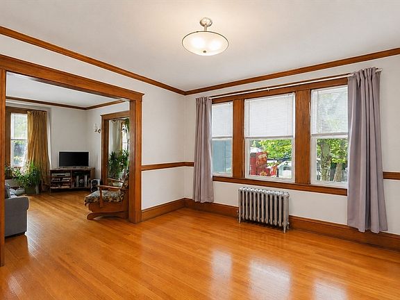 3rd image of 157 Elm St