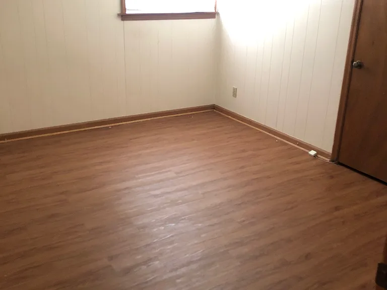101 1/2 Catherine Ave — Photo 3