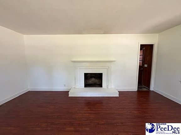 2nd image of 402 Dogwood Ave