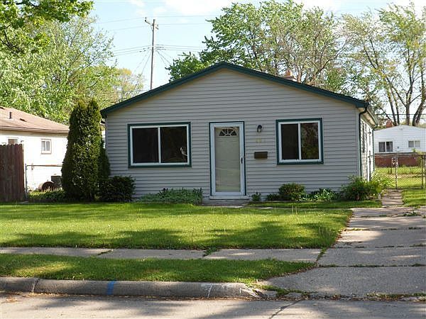 401 W Pearl