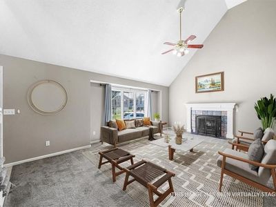 701 NE Hunters Cir, Blue Springs, MO, 64014