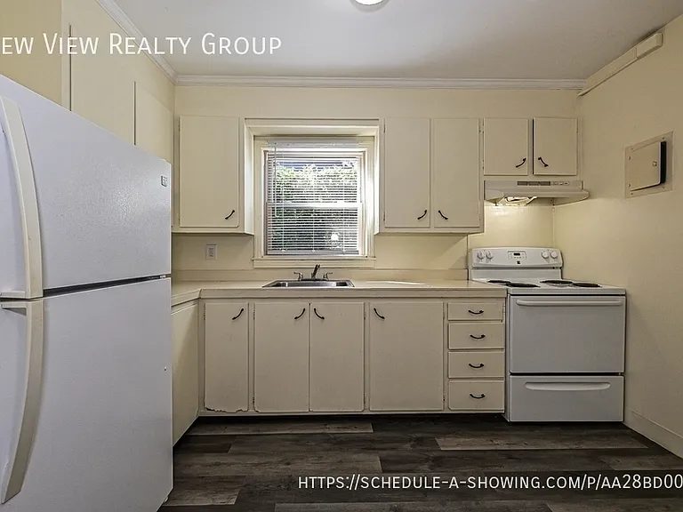 260 Church St NE #6 — Photo 2