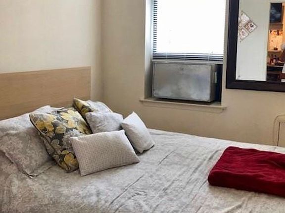 2nd image of 415 E 90th St APT 3B