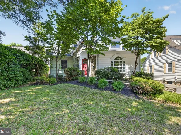 4415 Bradley Ln, Chevy Chase, MD 20815