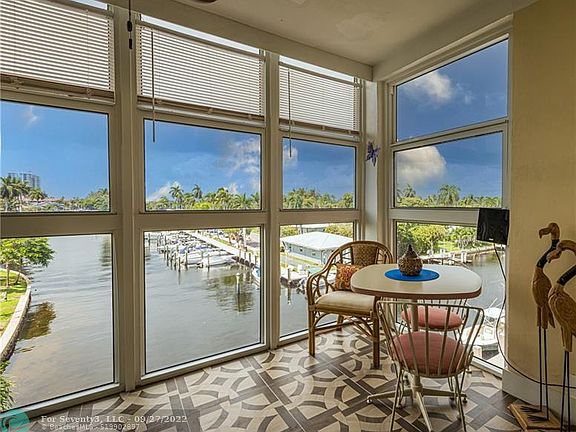 3rd image of 1481 Ocean Blvd #412A