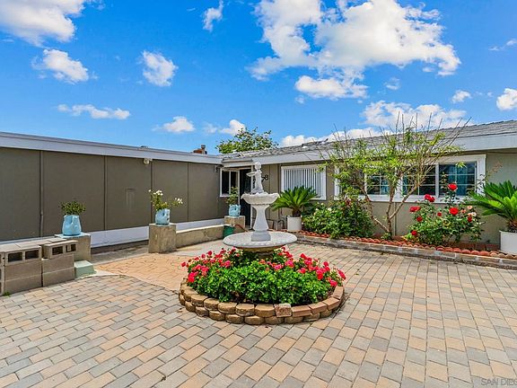 2nd image of 2578 Moonstone Dr