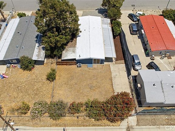 3rd image of 966 Bettina Way