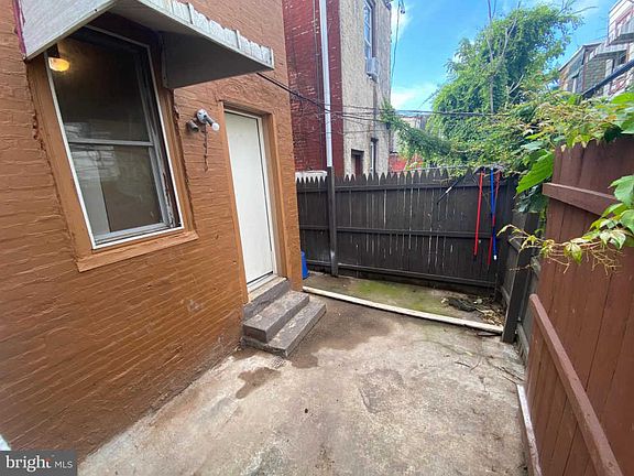 5th image of 3040 Hartville St