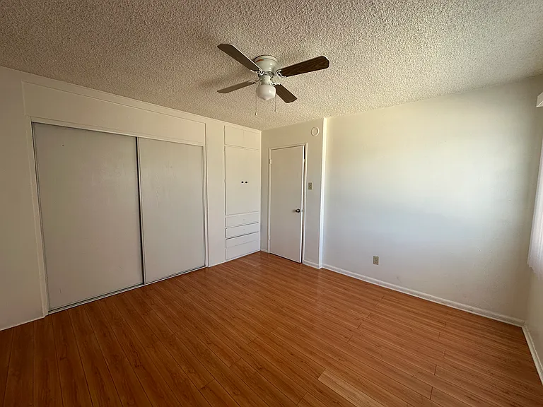 4860 Canoga St #N — Photo 15