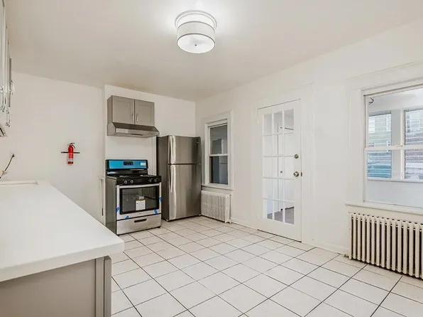 117 Sherman Avenue image 14 of 29