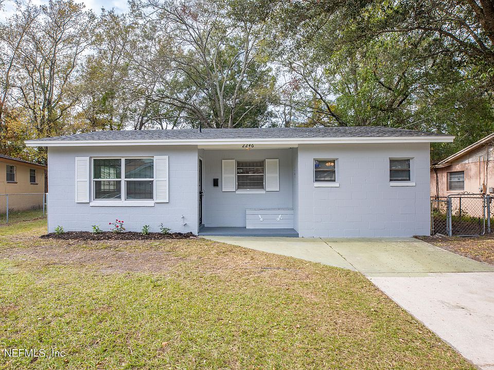 1st image of 2246 COLLEGE Circle S
