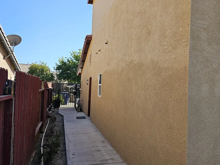 12706 Crystal Cove Ave — Photo 37