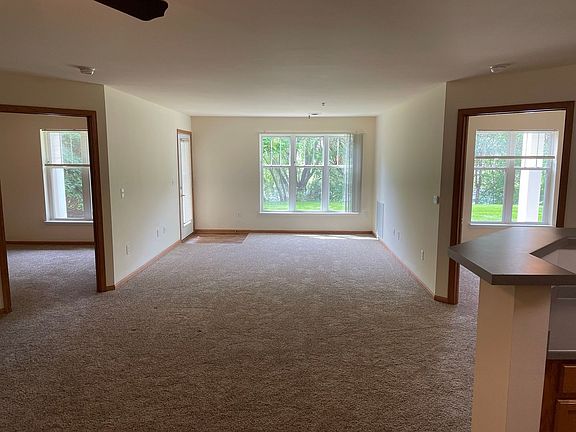 5th image of 925 Harrington Dr #927-108