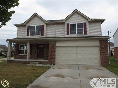 1205 Montclair Front.JPG
