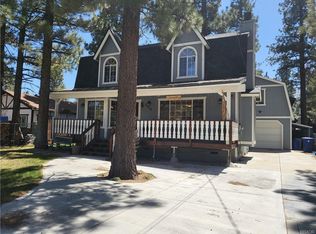 2086 7th Ln, Big Bear City, CA 92314