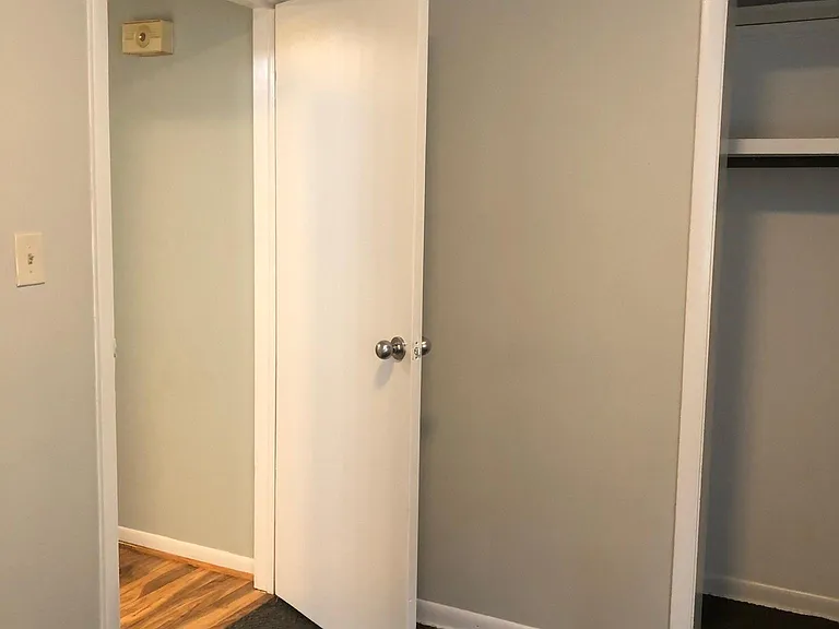 905 Main St #2 — Photo 9