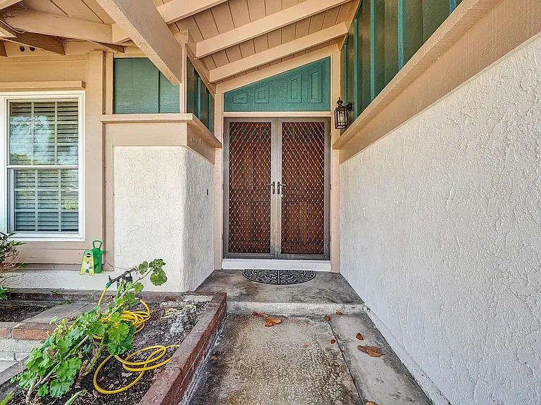 18096 Lemon St — Photo 28