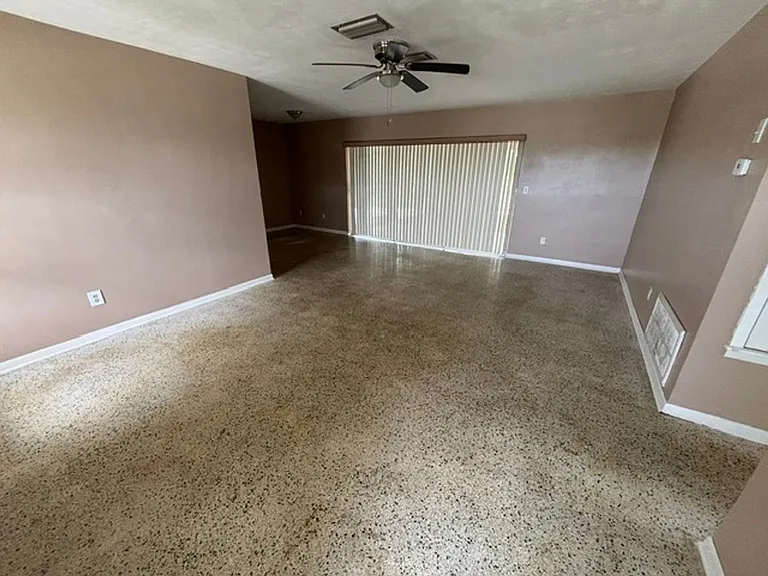 1080 Edgehill Ave — Photo 3