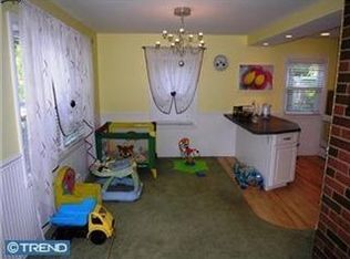 90 Newtown Rd, Warminster, PA 18974