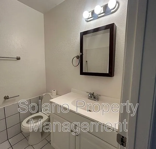 108 Grant Ave #1 — Photo 3