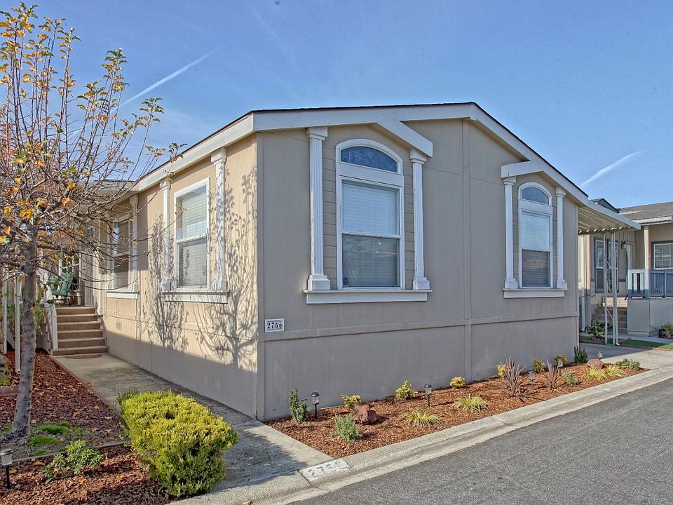 1st image of 2756 Whispering Hills Dr