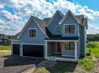 4640 Meadowview Ln, Excelsior, MN 55331