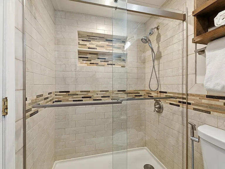 894 Orkney Ave — Photo 27