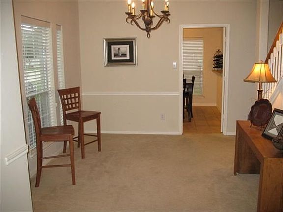 5th image of 2506 Pine Lake Dr