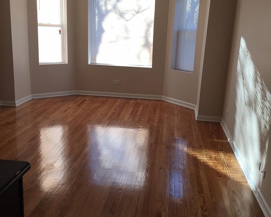 2nd image of 8225 S Prairie Ave #2