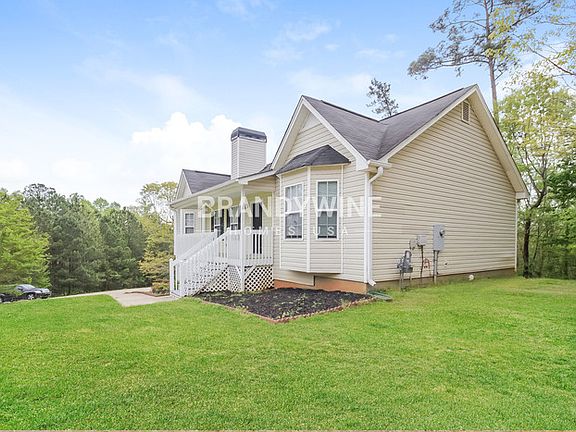 2nd image of 63 Blue Springs Way