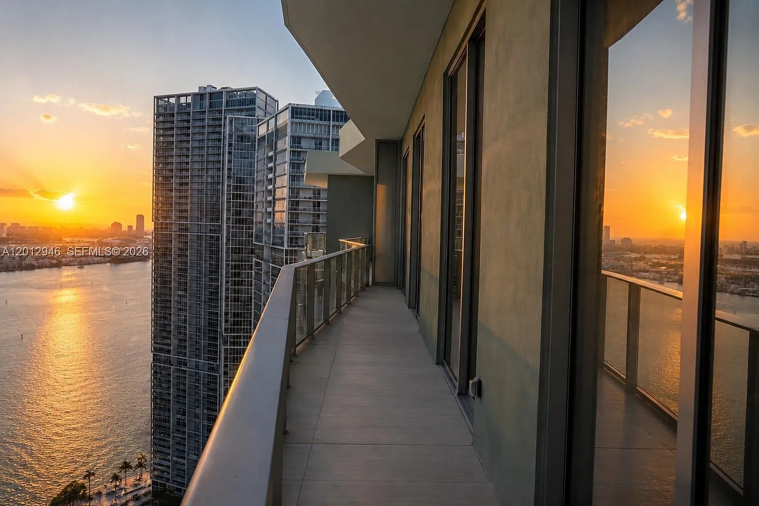 Viceroy Residence — Photo 2