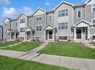 6621 Sassafras Way #D, Wonder Lake, IL 60097