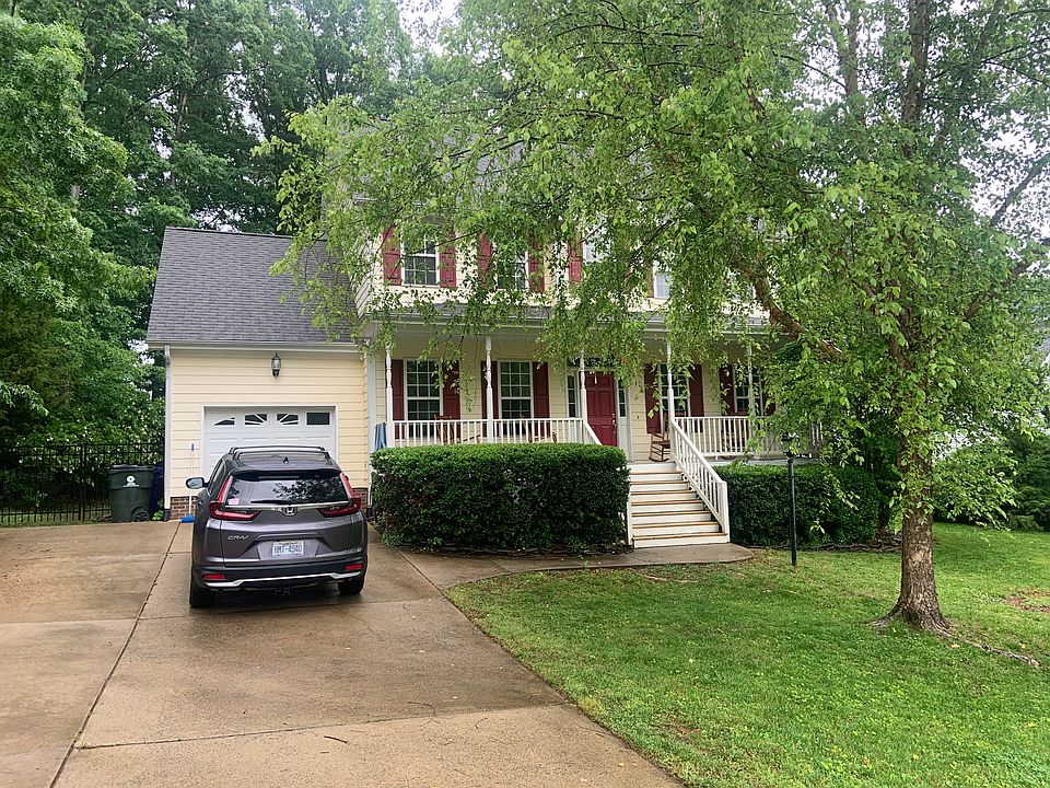 1st image of 410 Chatham Forest Dr