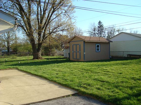 2nd image of 4283 Packard Dr
