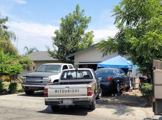 830 S Redwood Dr #D, Visalia, CA 93277