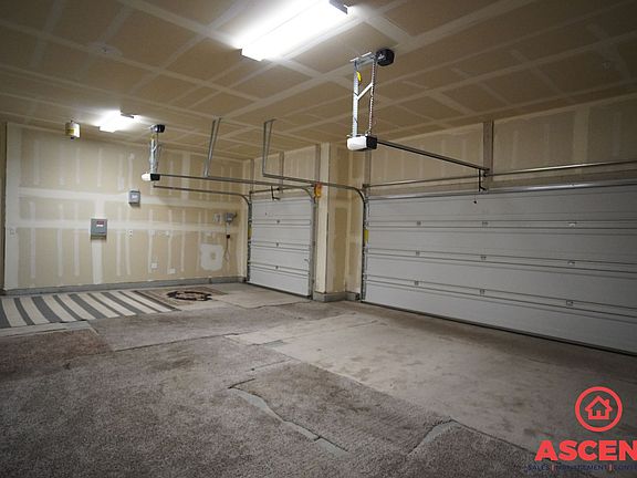 3rd image of 8904 Costa Blanca Dr